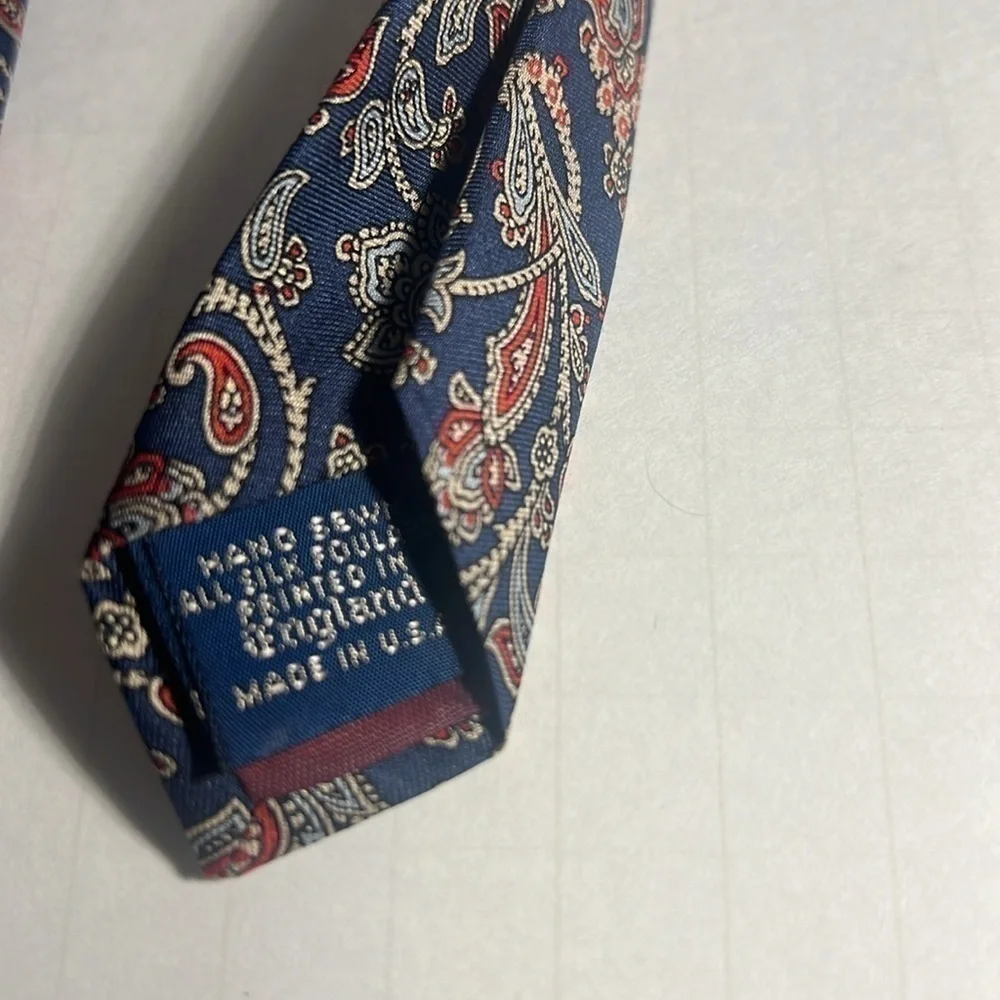 👨🏻‍💼Lands end tie Paisley